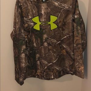 Under Amour hoodie